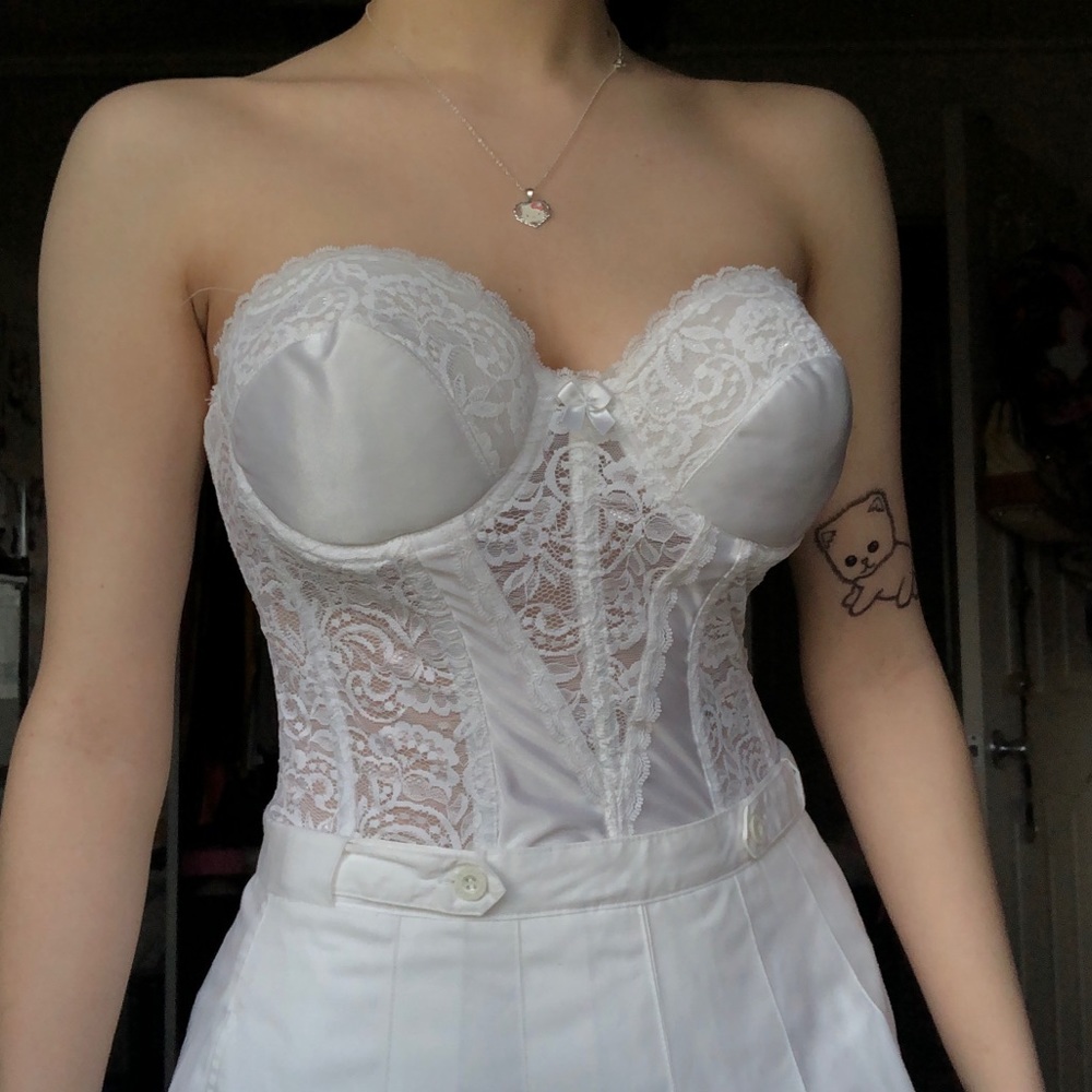 Vintage White Lace Corset